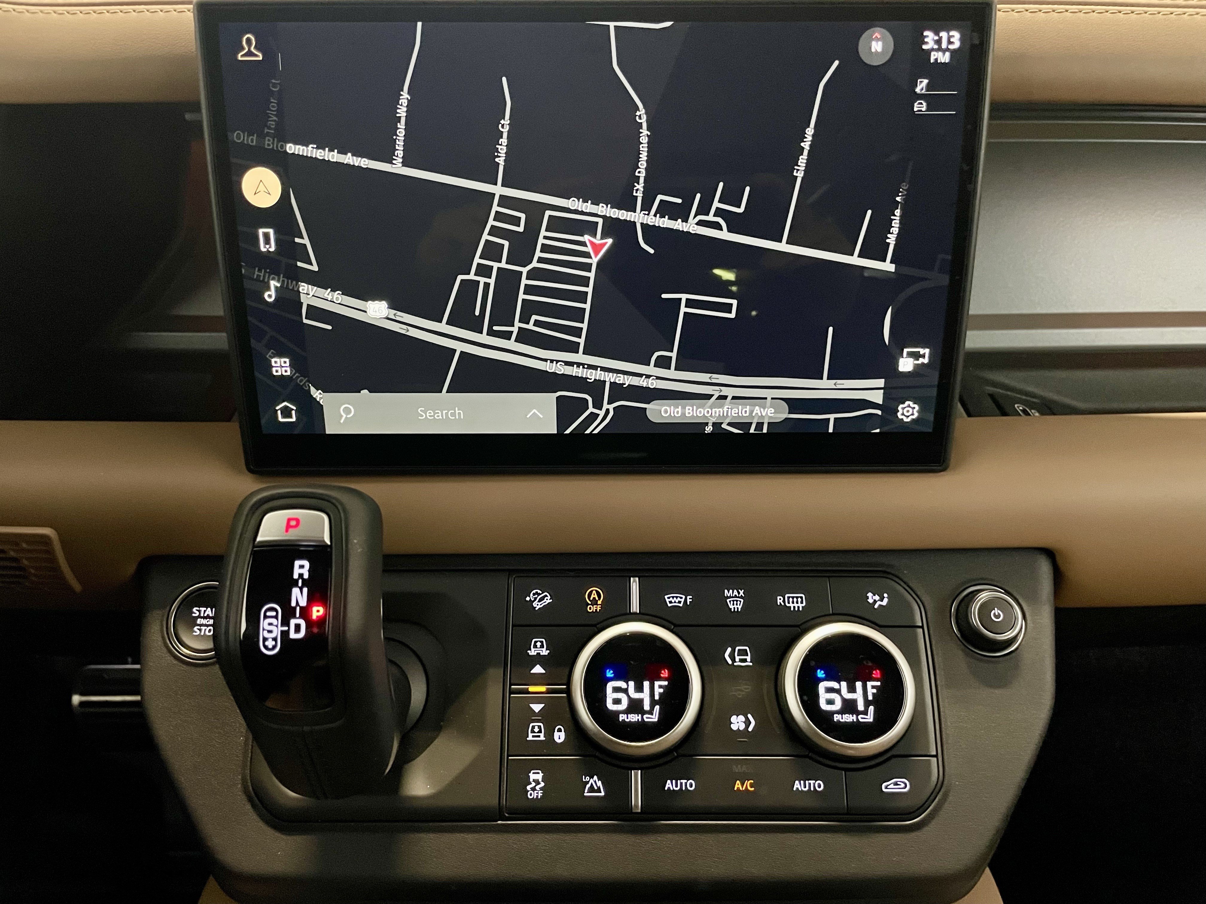 Certified 2025 Land Rover Defender 110 V8 AWD/4WD image 27