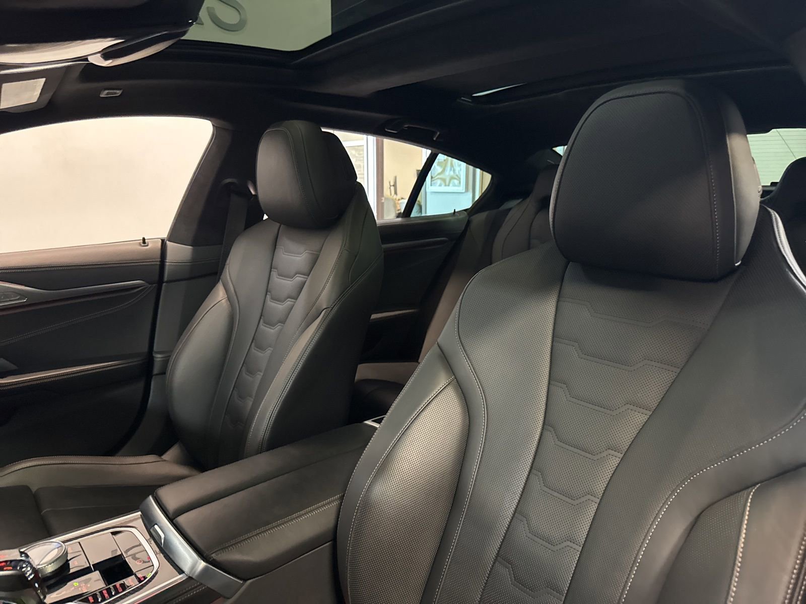 Used 2023 BMW M850i Gran Coupe xDrive image 7