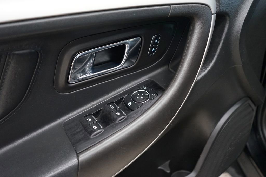 Used 2016 Ford Taurus SEL w/ Equipment Group 201A image 24