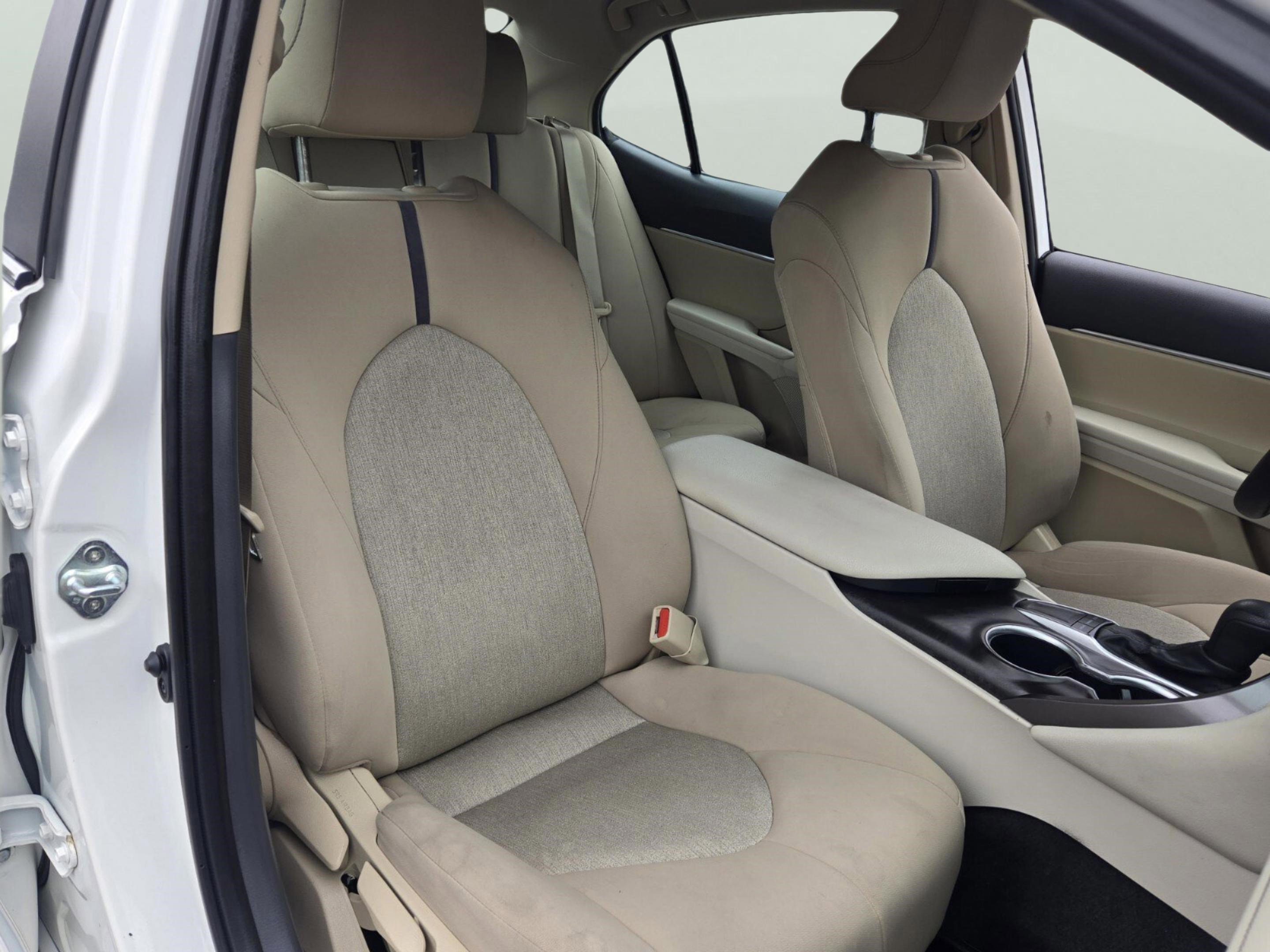 Used 2024 Toyota Camry LE image 22