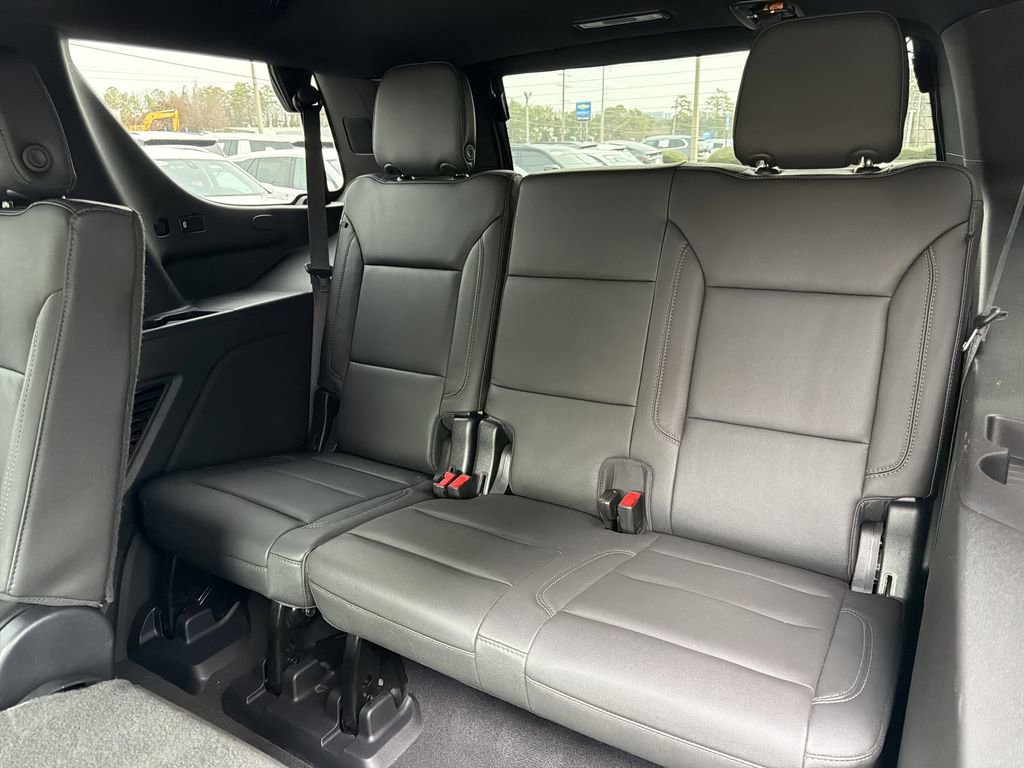 Used 2023 Chevrolet Tahoe Z71 w/ Luxury Package image 22
