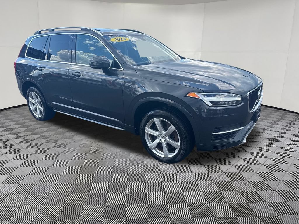 Used 2016 Volvo XC90 T8 Momentum w/ Vision Package AWD/4WD image 7