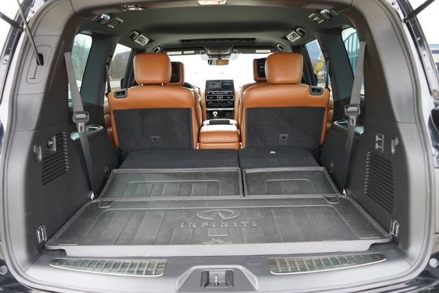 Used 2023 INFINITI QX80 Sensory w/ All-Season Package image 61