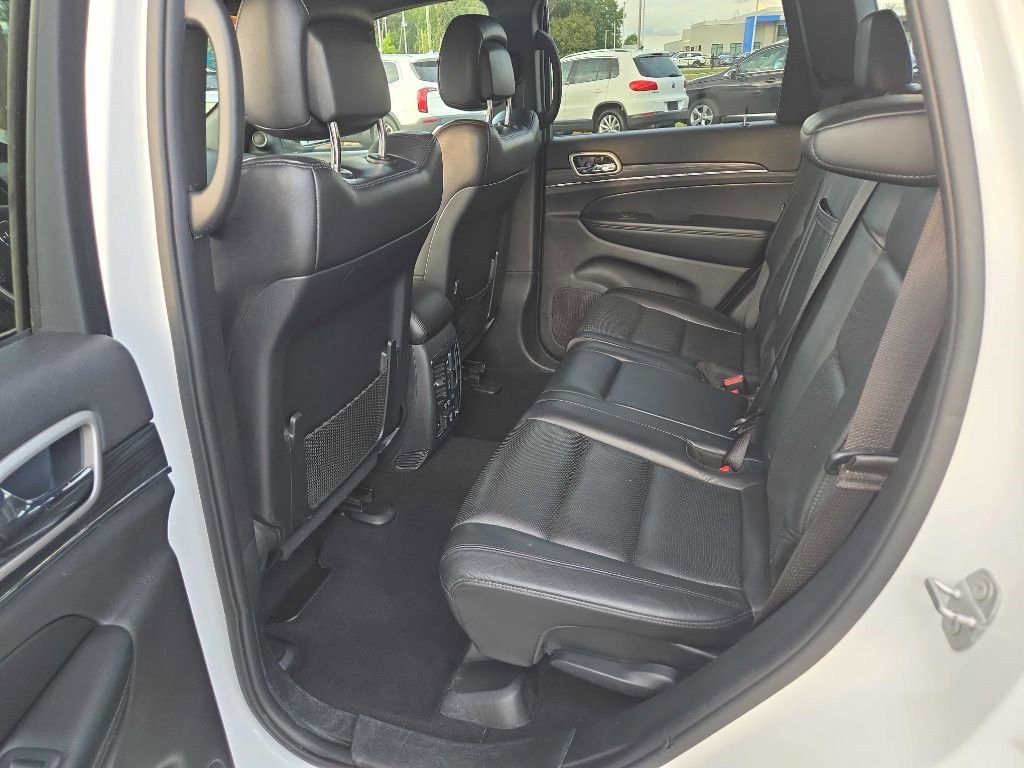 Used 2020 Jeep Grand Cherokee Limited w/ Luxury Group II image 31