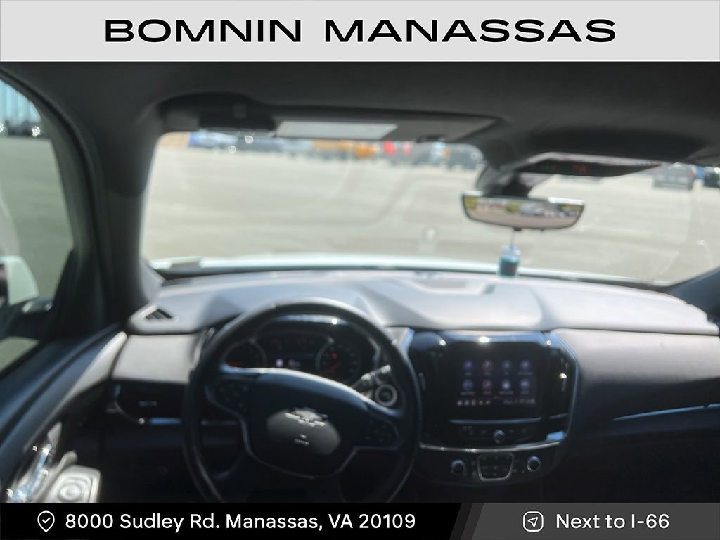 Used 2022 Chevrolet Traverse RS image 6