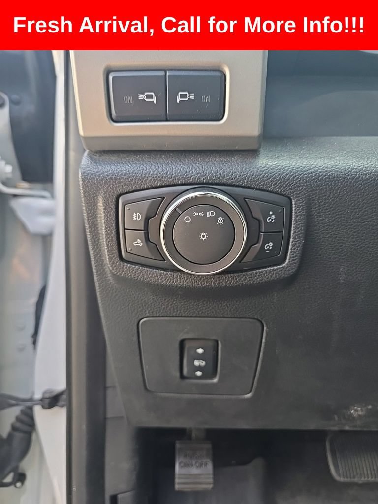 Used 2017 Ford F150 Lariat w/ Equipment Group 502A Luxury AWD/4WD image 27