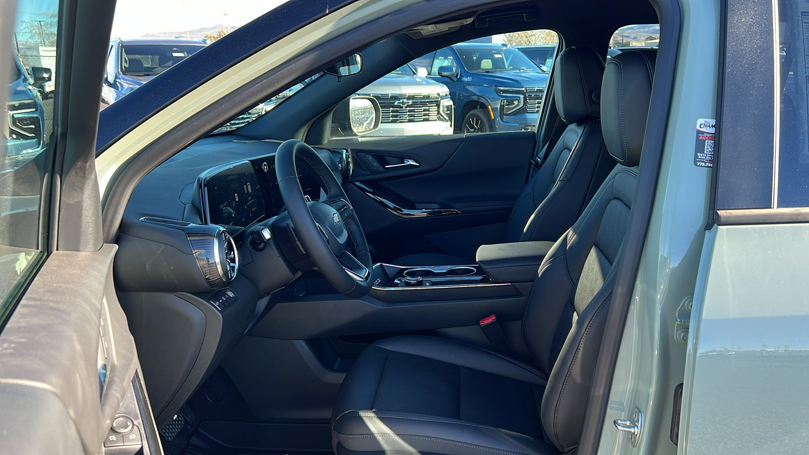 New 2026 Chevrolet Equinox LT w/ Convenience Package II image 30