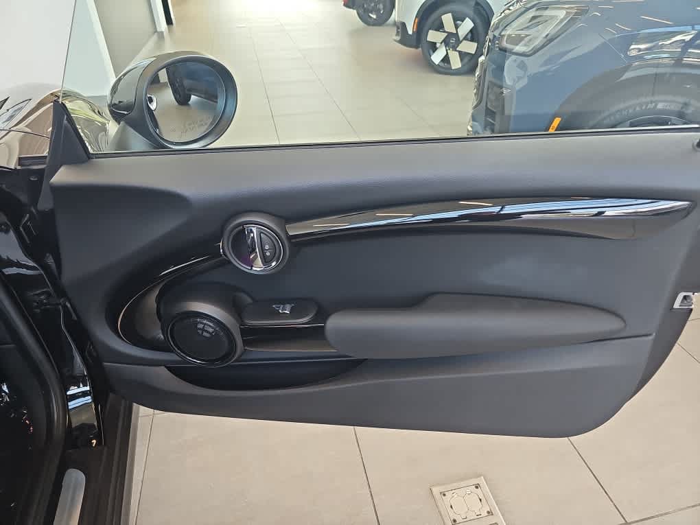 Used 2019 MINI Cooper S FWD image 17