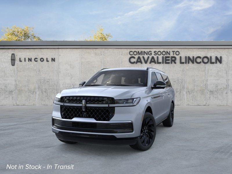 New 2026 Lincoln Navigator L Reserve AWD/4WD image 2