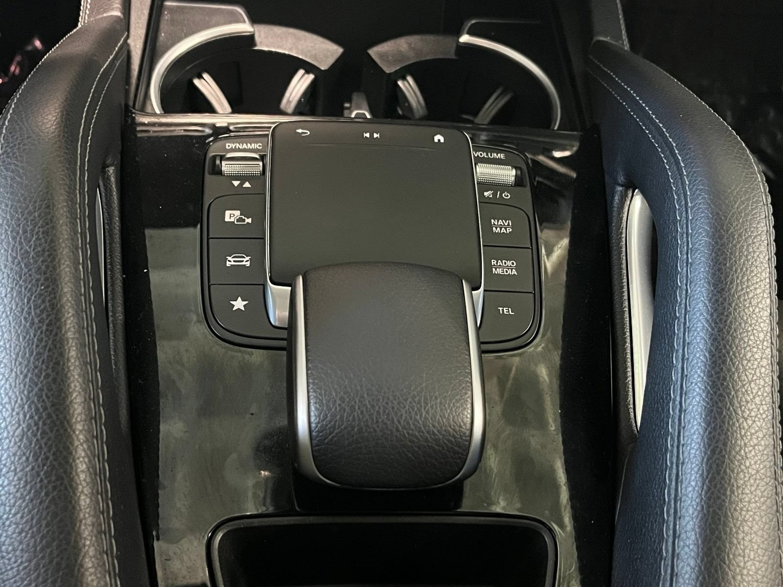 Used 2022 Mercedes-Benz GLE 350 4MATIC w/ Premium Package image 27