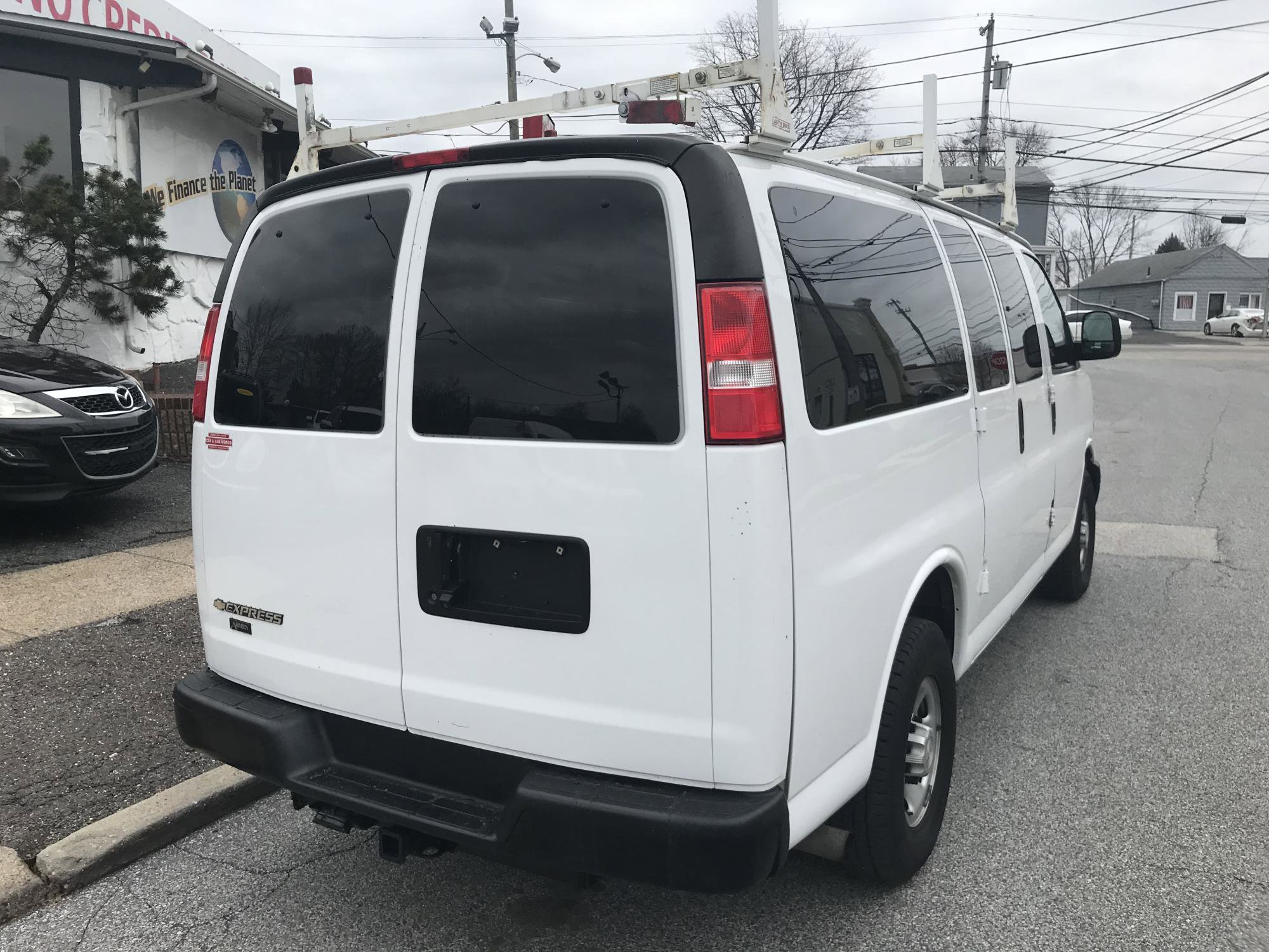Used 2020 Chevrolet Express 3500 LS image 4