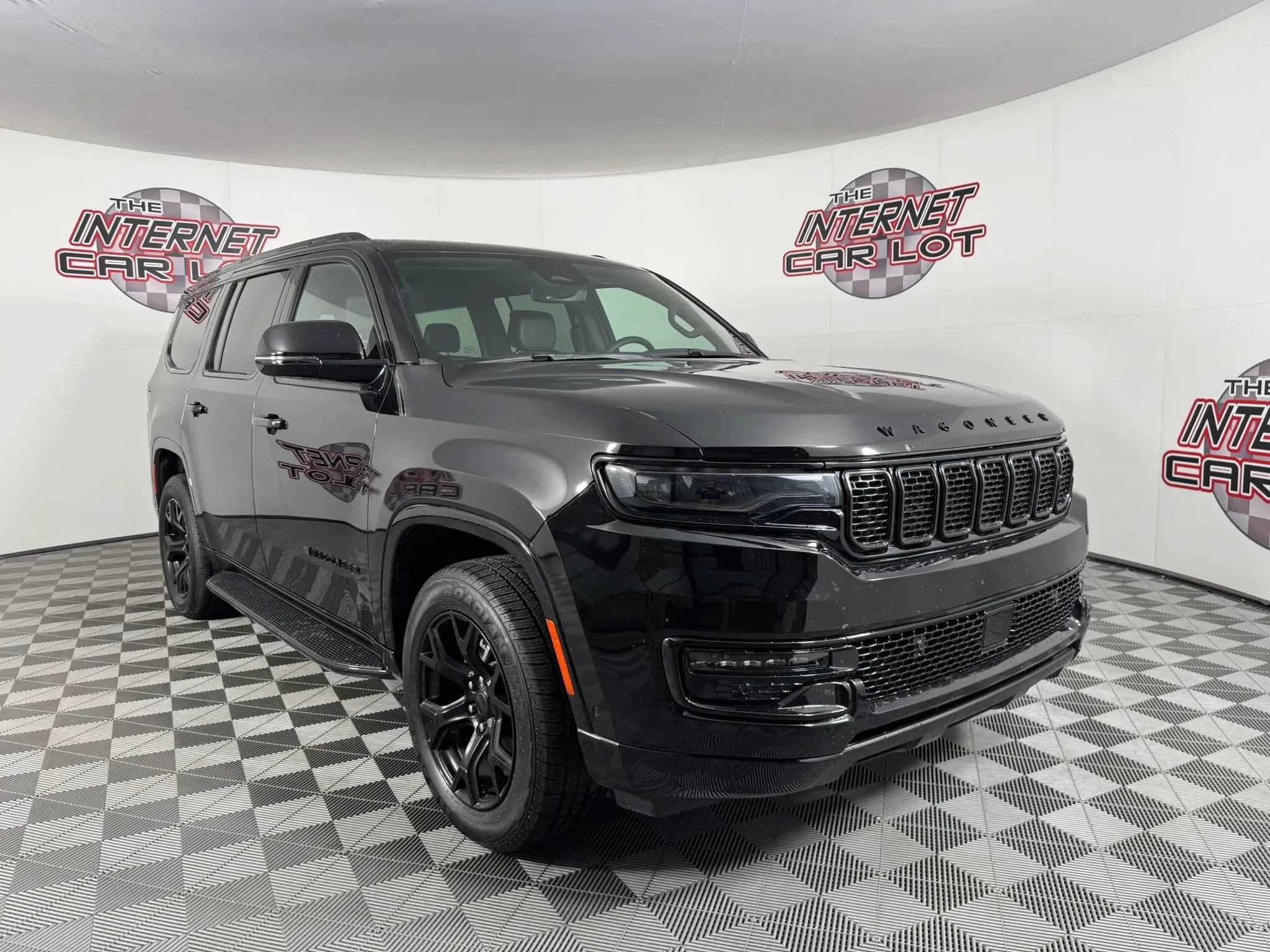 Used 2025 Jeep Wagoneer Series II AWD/4WD image 9