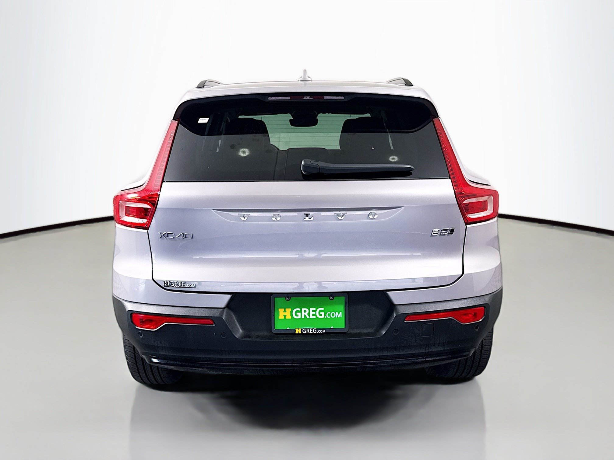 Used 2026 Volvo XC40 B5 Plus AWD/4WD image 8