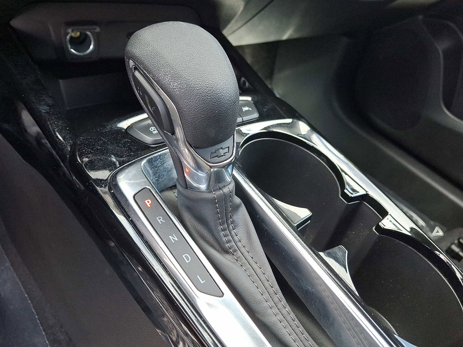Used 2024 Chevrolet Trax LT FWD image 15