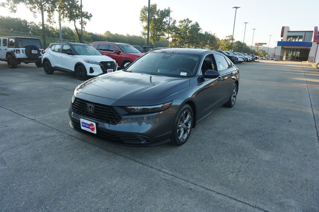 Used 2024 Honda Accord EX image 23