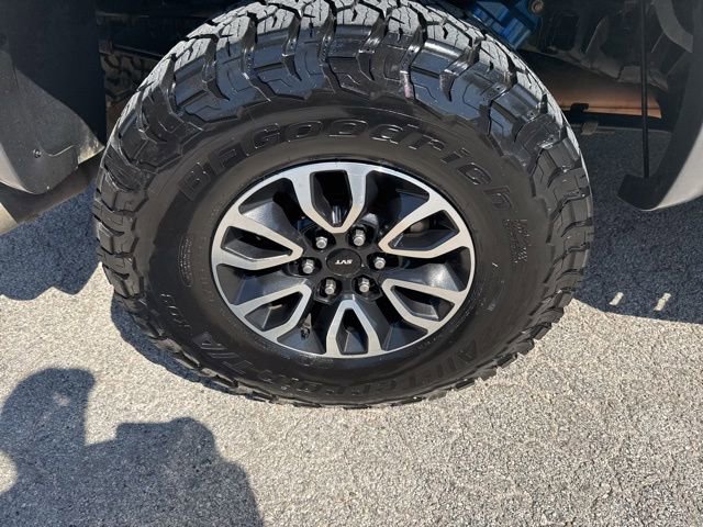 Used 2013 Ford F150 Raptor w/ Luxury Equipment Group AWD/4WD image 19