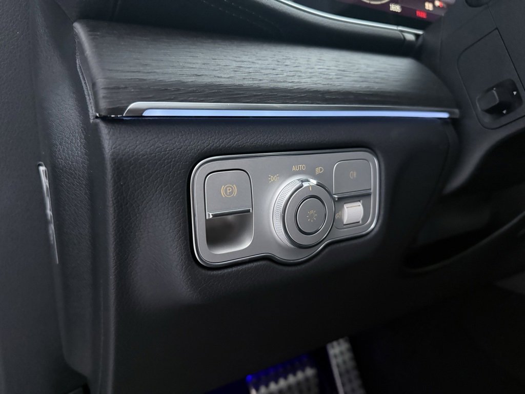 Used 2026 Mercedes-Benz GLS 450 4MATIC image 25