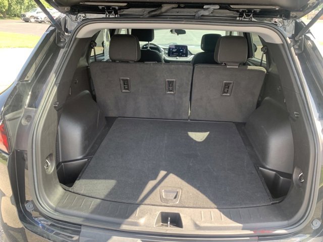 Used 2023 Chevrolet Blazer LT image 9