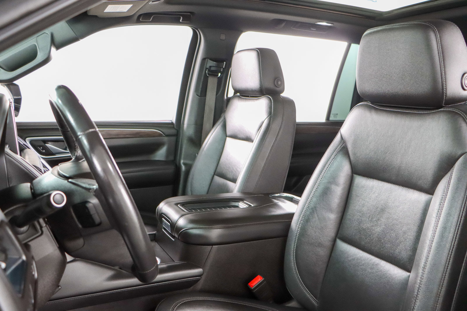 Used 2021 Chevrolet Suburban Z71 image 27