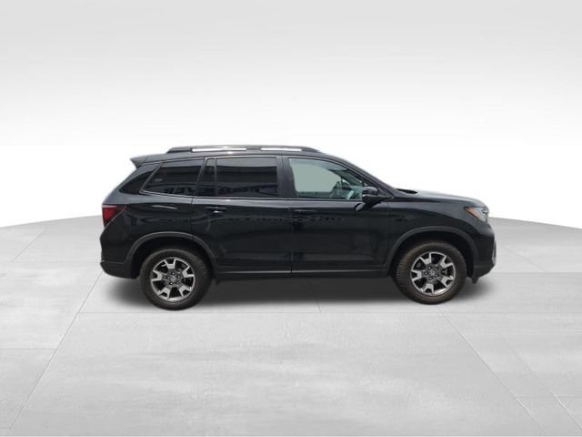 Used 2023 Honda Passport TrailSport image 9