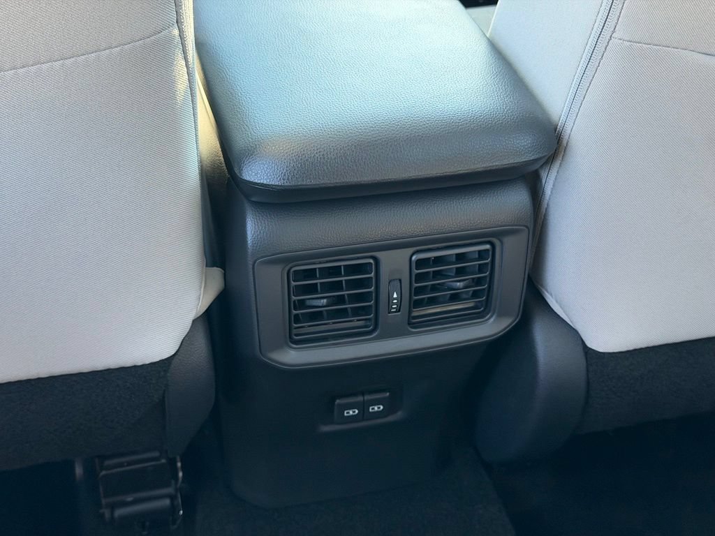 Used 2025 Toyota RAV4 XLE w/ Convenience Package AWD/4WD image 18