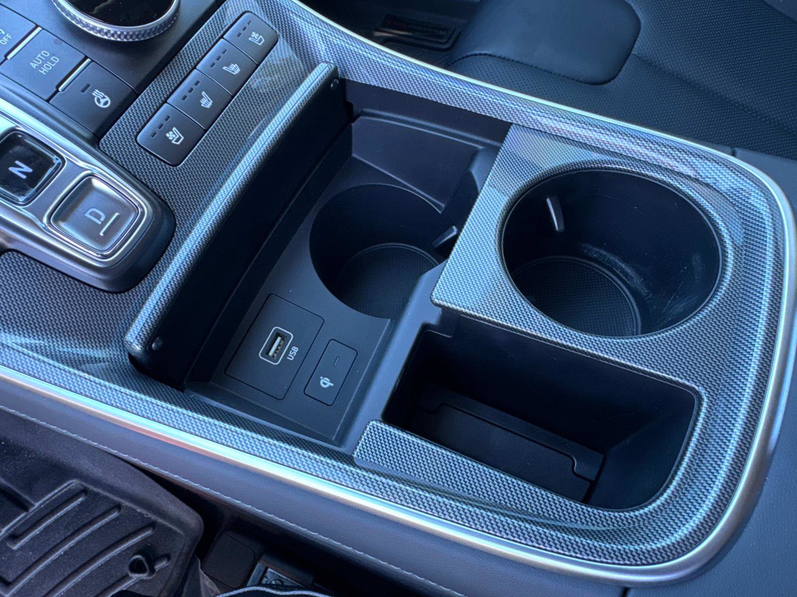 Used 2021 Hyundai Santa Fe Limited image 25