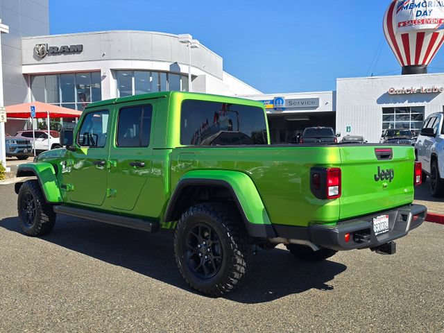 Certified 2025 Jeep Gladiator Sport AWD/4WD image 6