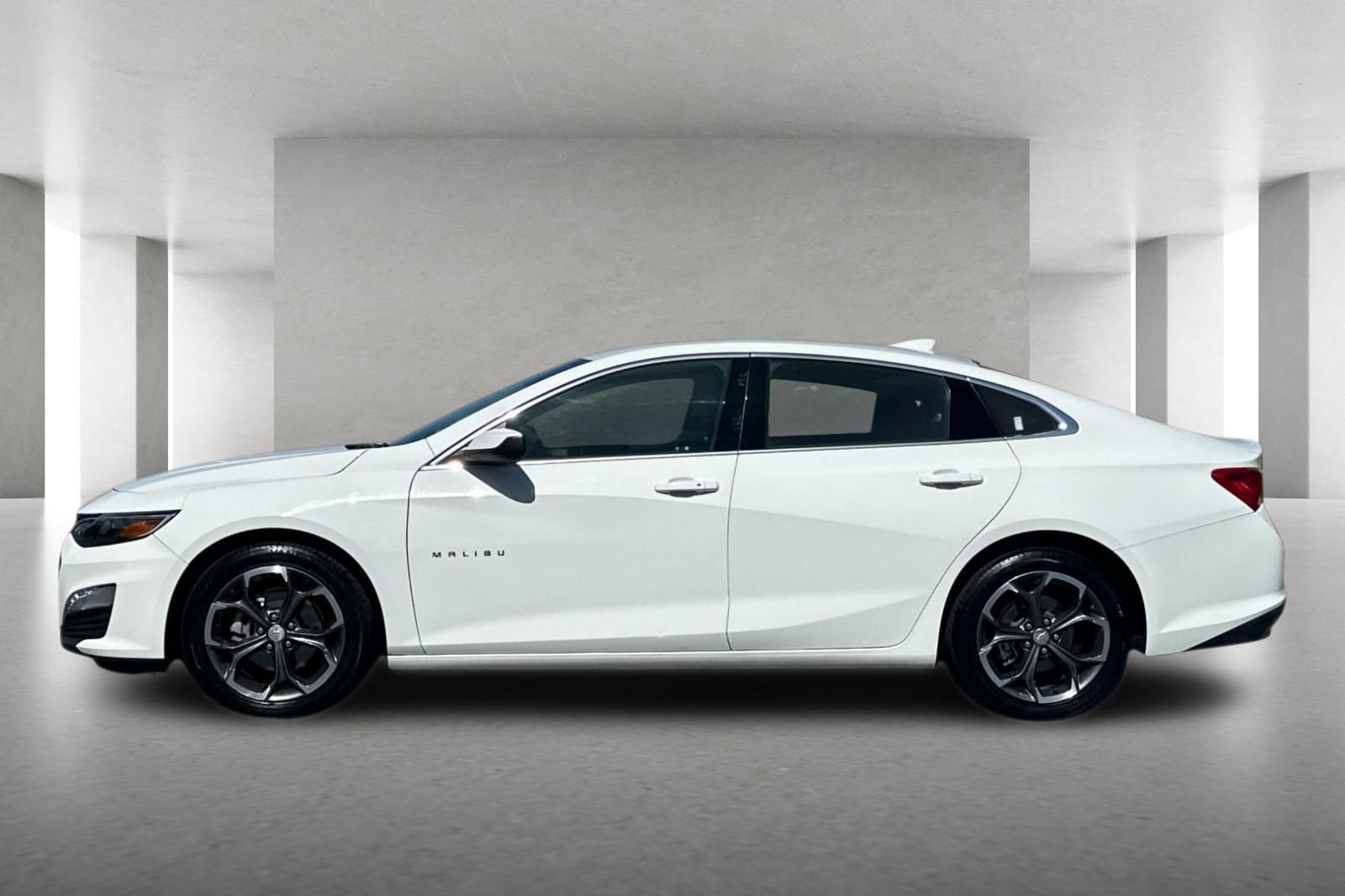 Used 2024 Chevrolet Malibu LT FWD image 7