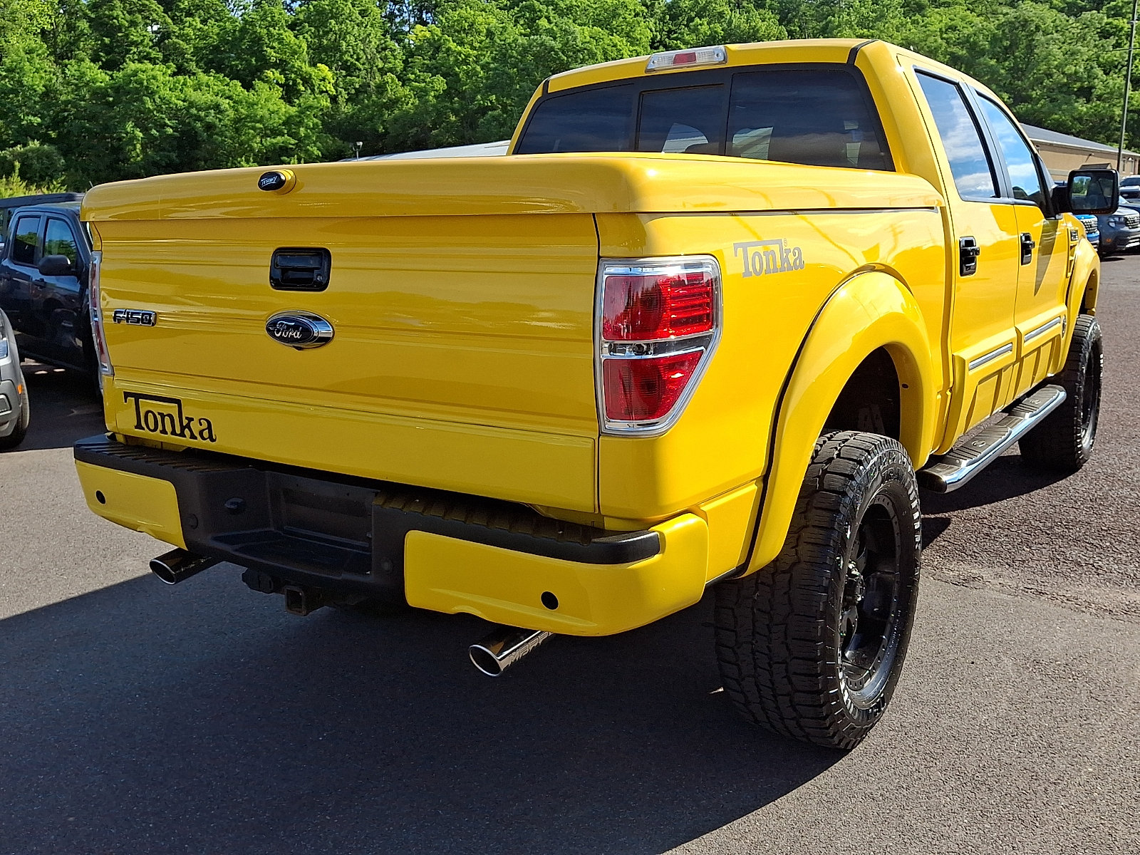 Used 2014 Ford F150 Lariat w/ Equipment Group 502A Luxury AWD/4WD image 10