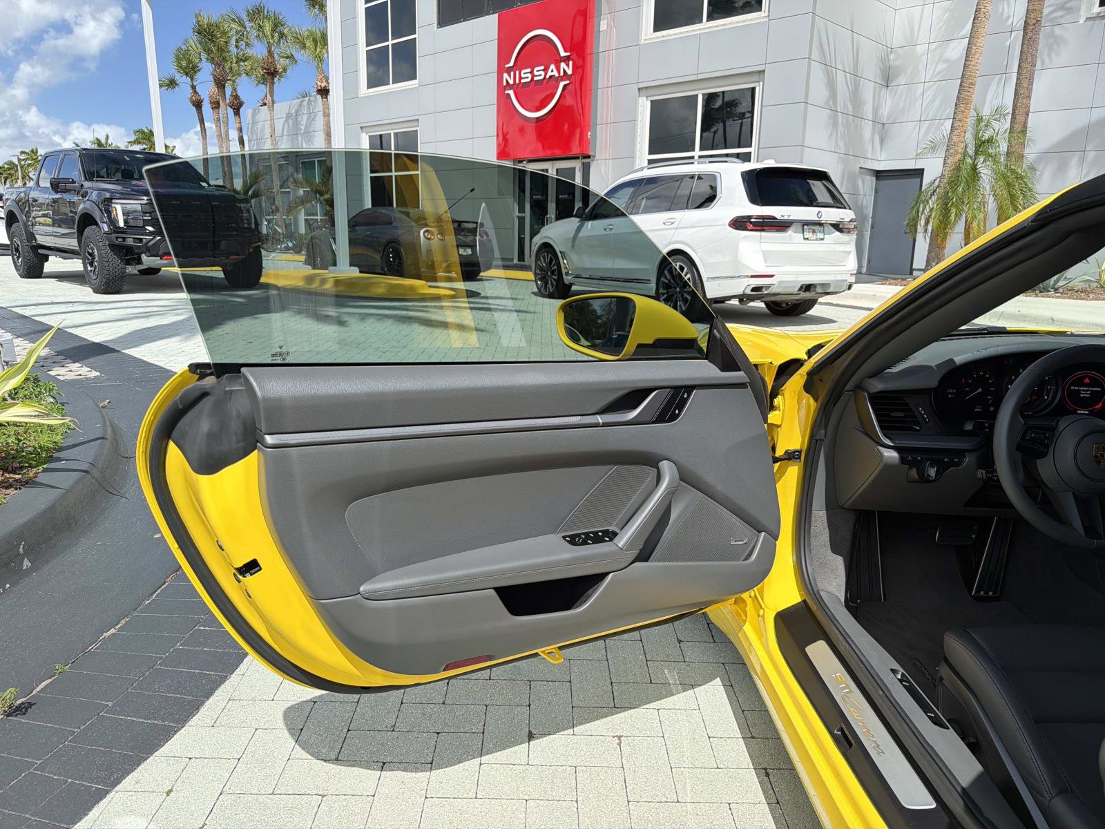 Used 2022 Porsche 911 Carrera RWD image 26