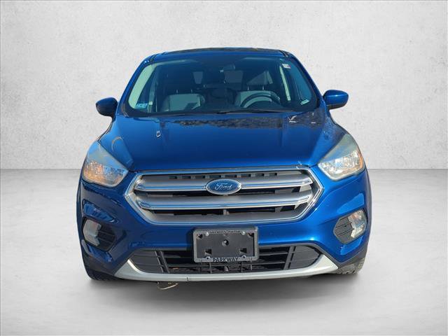 Used 2017 Ford Escape SE w/ SE Cold Weather Package AWD/4WD image 2