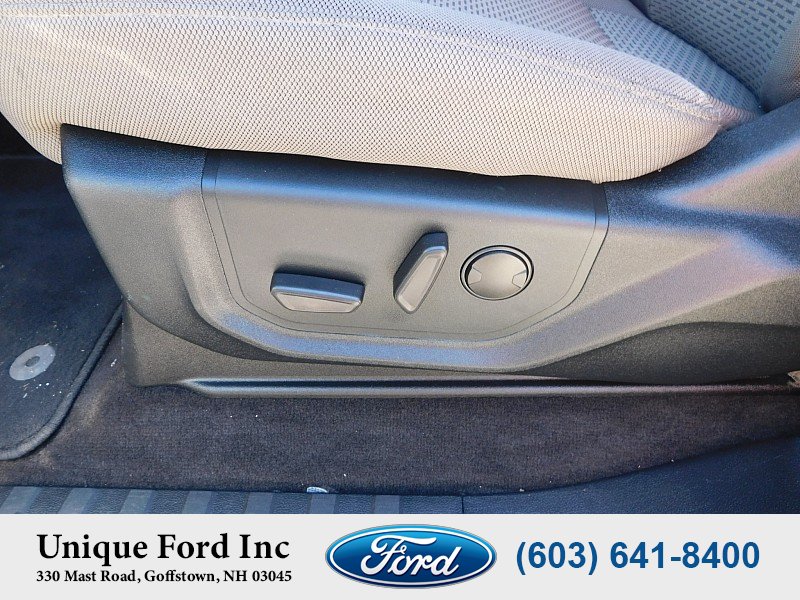 Used 2020 Ford F150 XLT w/ Equipment Group 302A Luxury AWD/4WD image 13