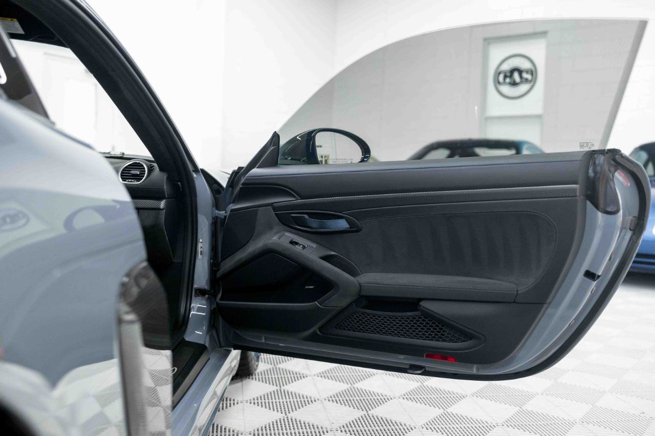 Used 2023 Porsche 718 Cayman GT4 RS RWD image 68