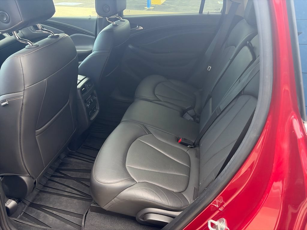 Used 2017 Buick Envision Essence FWD image 24