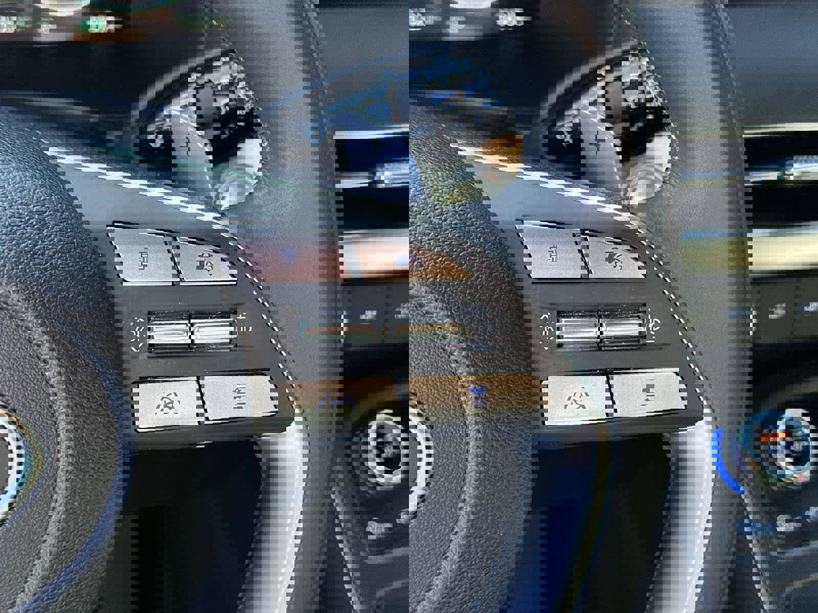 Used 2024 Hyundai Palisade Calligraphy image 25