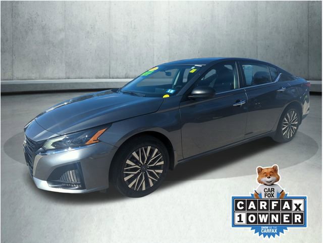Used 2024 Nissan Altima 2.5 SV