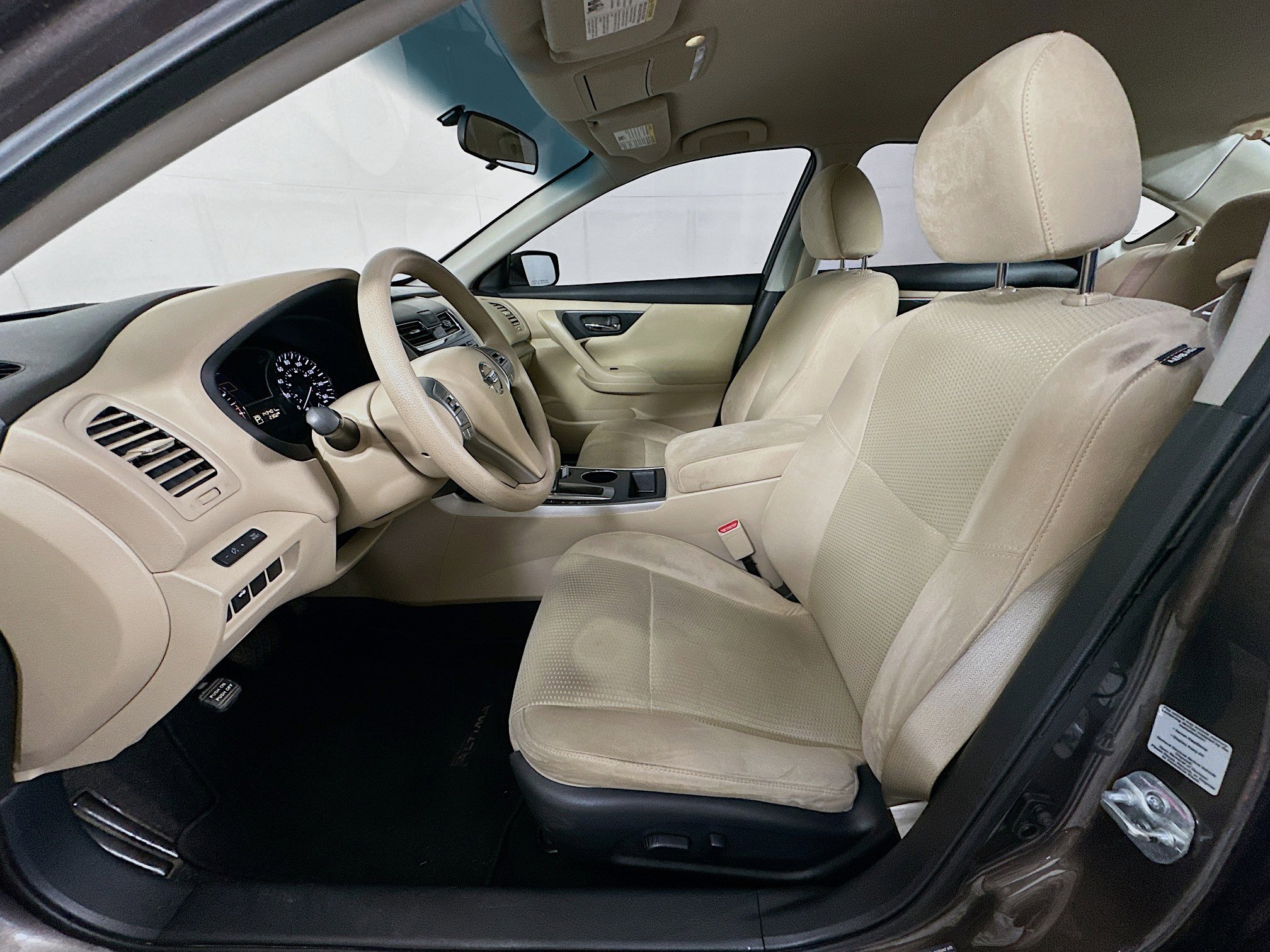 Used 2015 Nissan Altima 2.5 S w/ Power Driver Seat Package FWD image 13