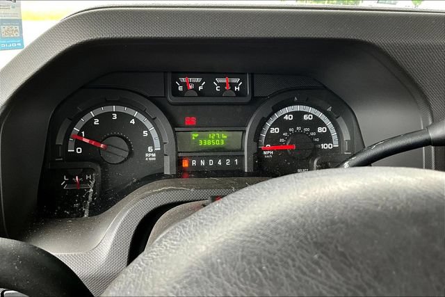 Used 2016 Ford E-450 and Econoline 450 Super Duty w/ Motorhome Prep Package RWD image 12