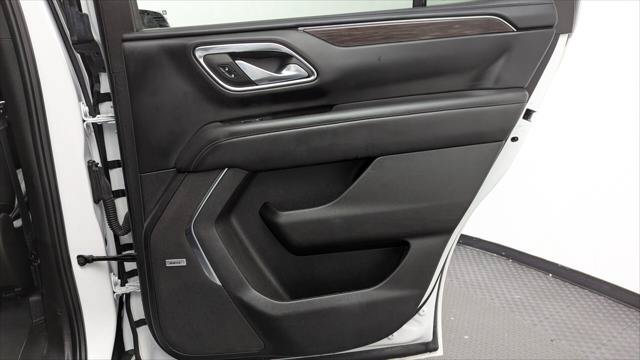 Used 2023 Chevrolet Tahoe LT w/ Luxury Package RWD image 22