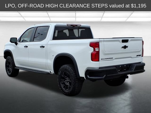 New 2026 Chevrolet Silverado 1500 ZR2 w/ Dark Appearance Package image 4