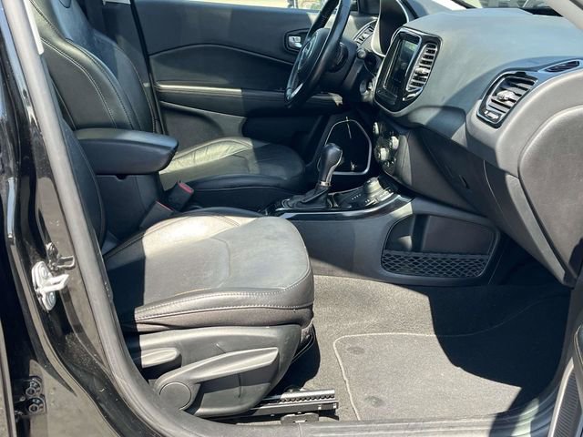 Used 2021 Jeep Compass Limited w/ Sun and Sound Group AWD/4WD image 24