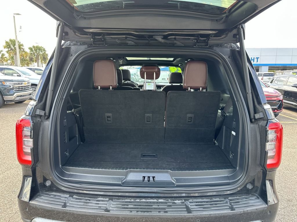 Used 2024 Ford Expedition Limited image 25