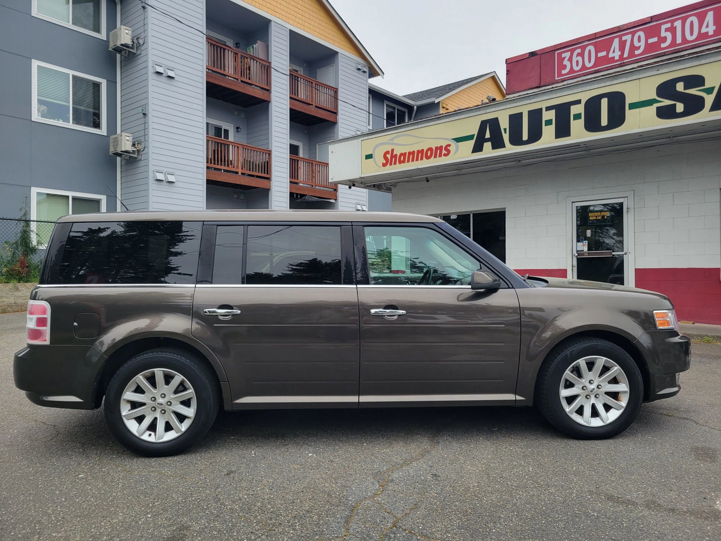 Used 2011 Ford Flex SEL FWD image 1