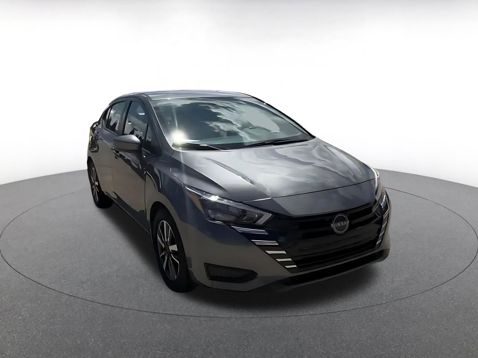 Used 2025 Nissan Versa SV w/ Trunk Package FWD image 3