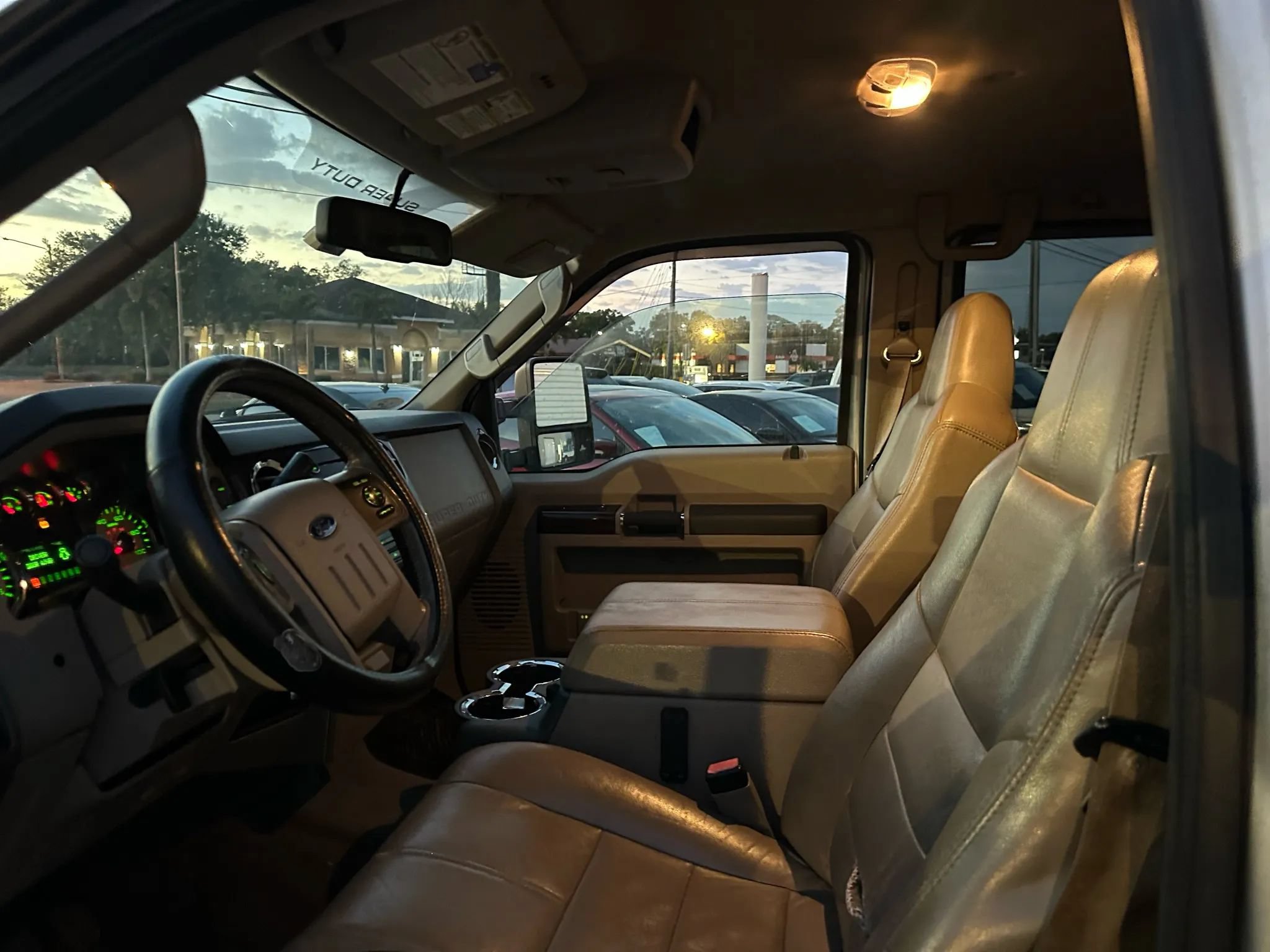 Used 2010 Ford F250 4x4 Crew Cab Super Duty image 8