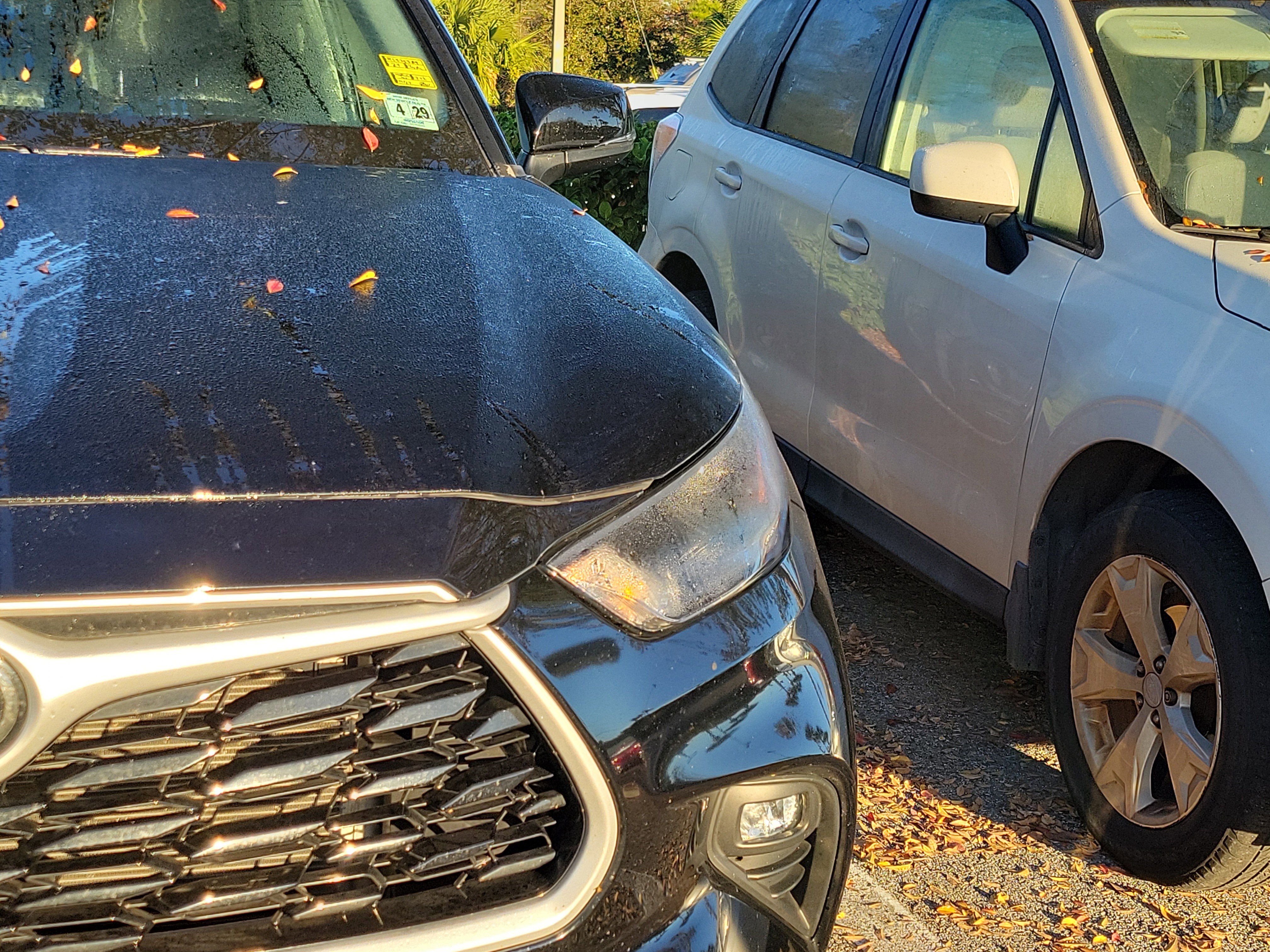 Used 2024 Toyota Highlander XLE image 3