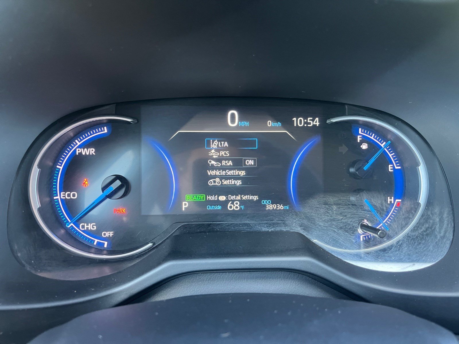 Used 2025 Toyota RAV4 LE AWD/4WD image 13