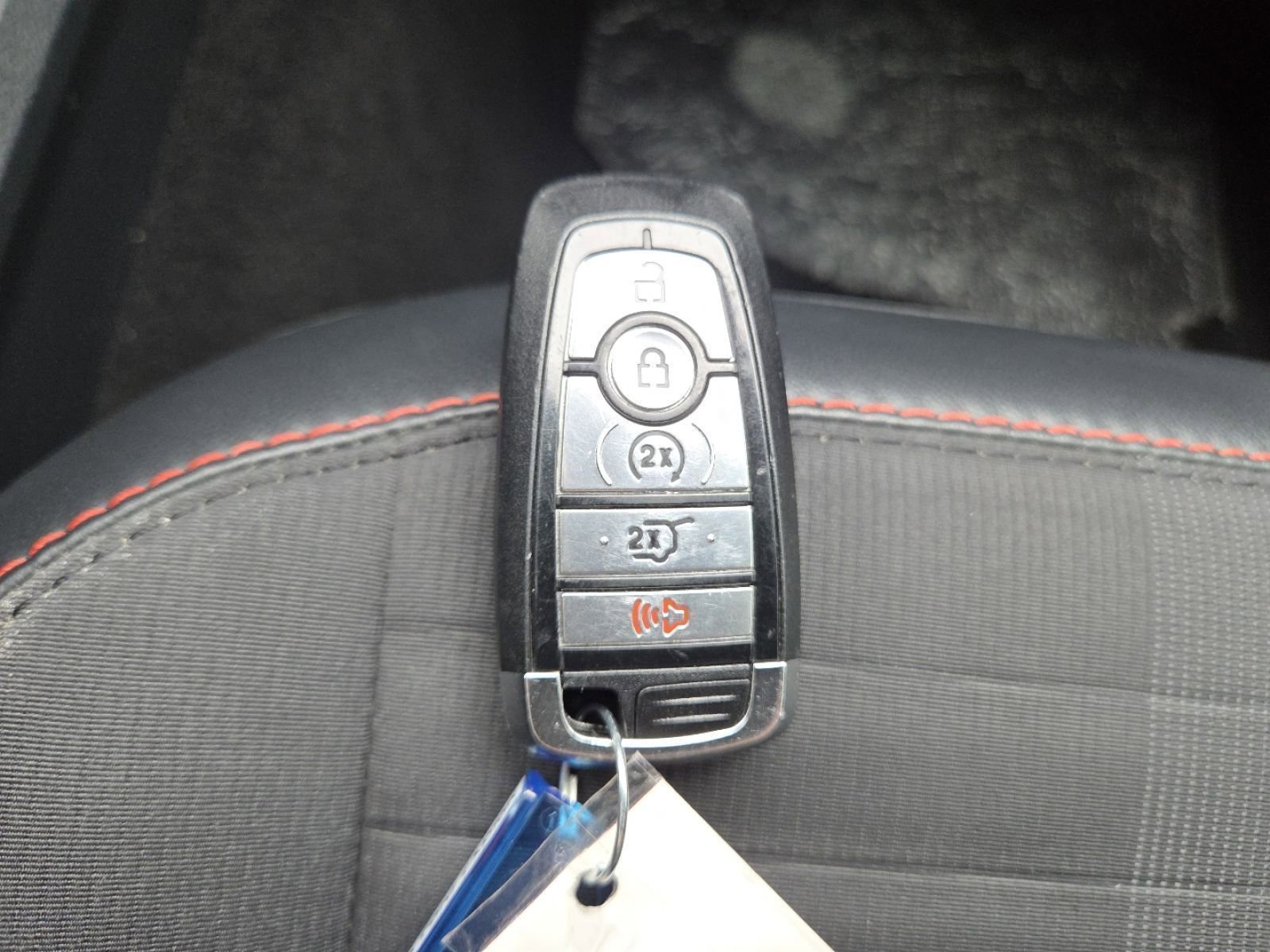 Used 2025 Ford Explorer ST-Line w/ ST-Line Street Pack AWD/4WD image 36