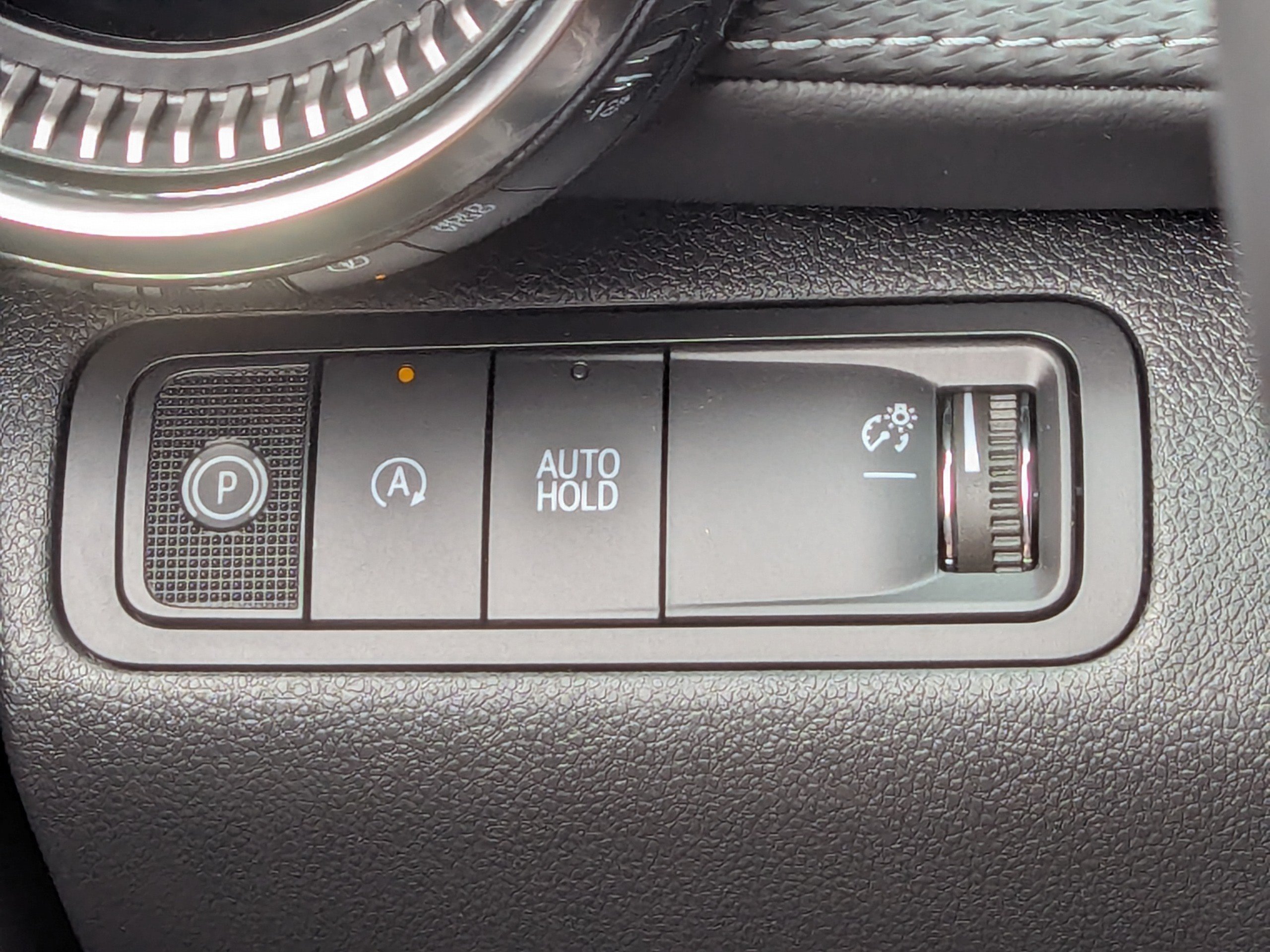 New 2027 Chevrolet Equinox LT w/ Safety and Technology Package FWD image 28