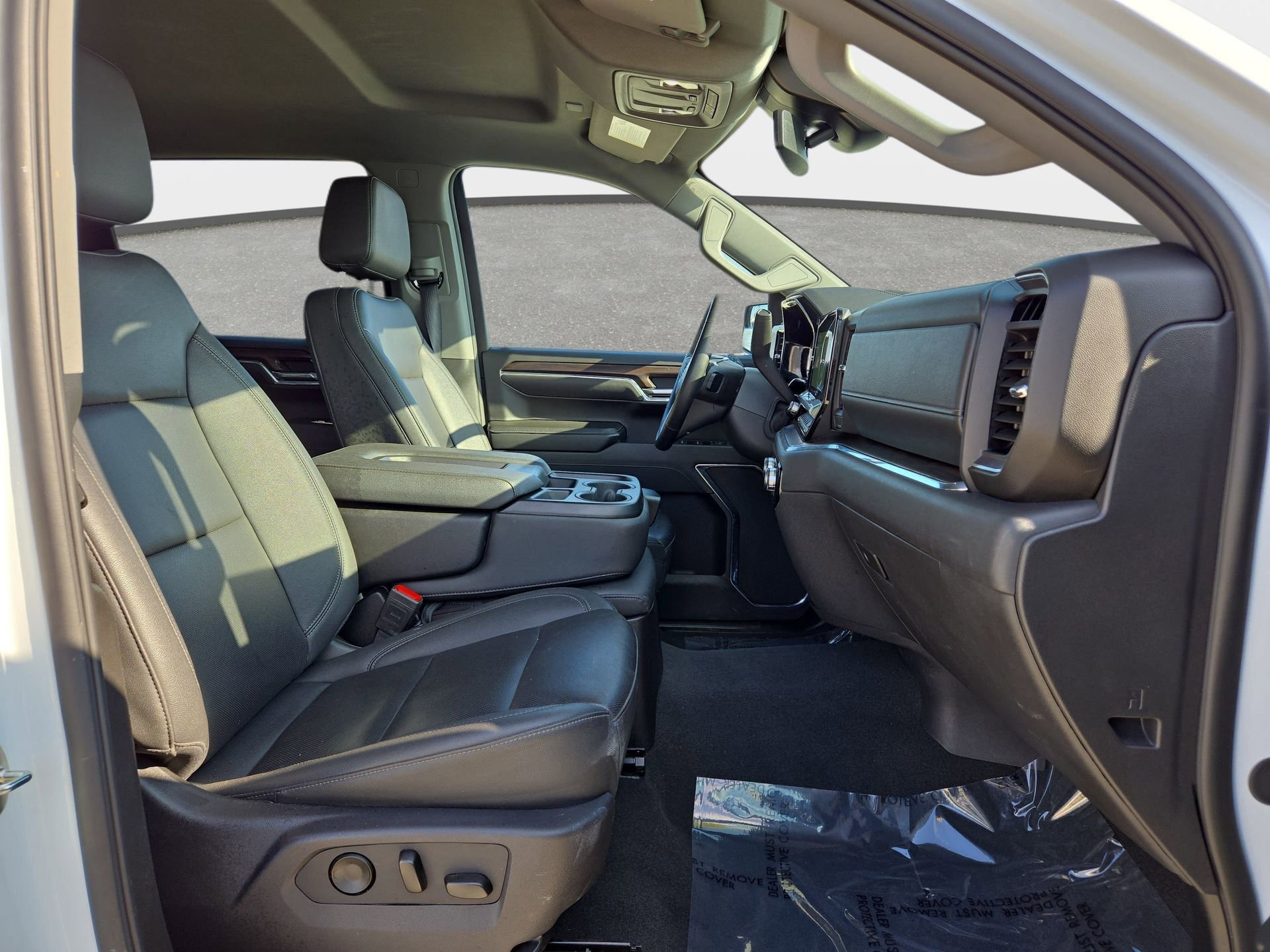 Used 2024 GMC Sierra 1500 SLT AWD/4WD image 15